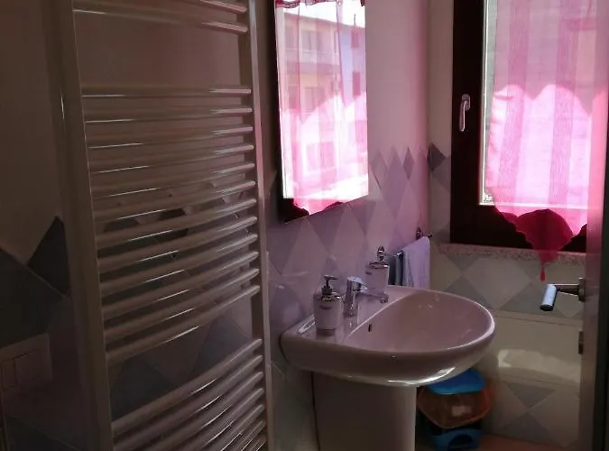 Le Rondini Bed & Breakfast 3*